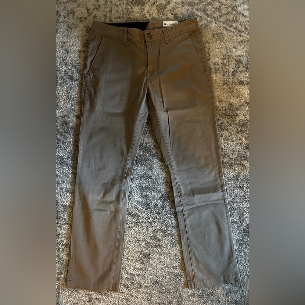 Volcom khakis